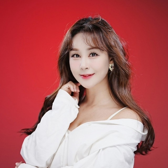 윤태화 사진